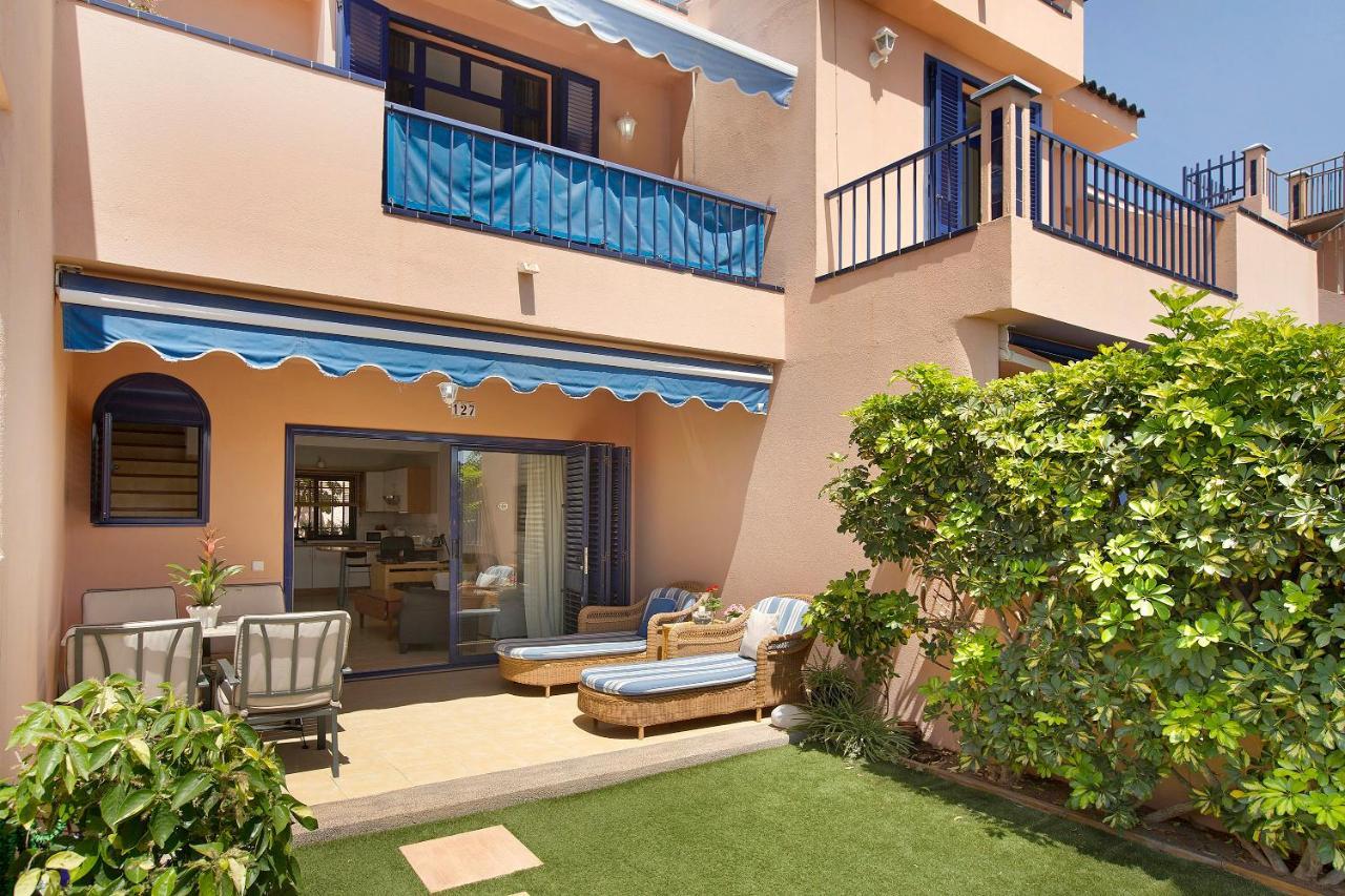 Free Airport Shuttle And Parking Villa San Bartolome de Tirajana  Exterior photo