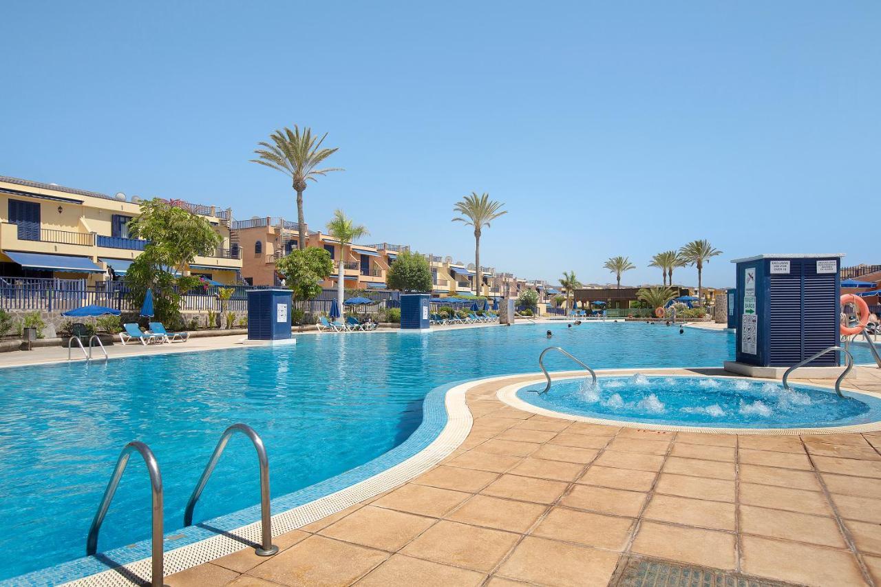 Free Airport Shuttle And Parking Villa San Bartolome de Tirajana  Exterior photo